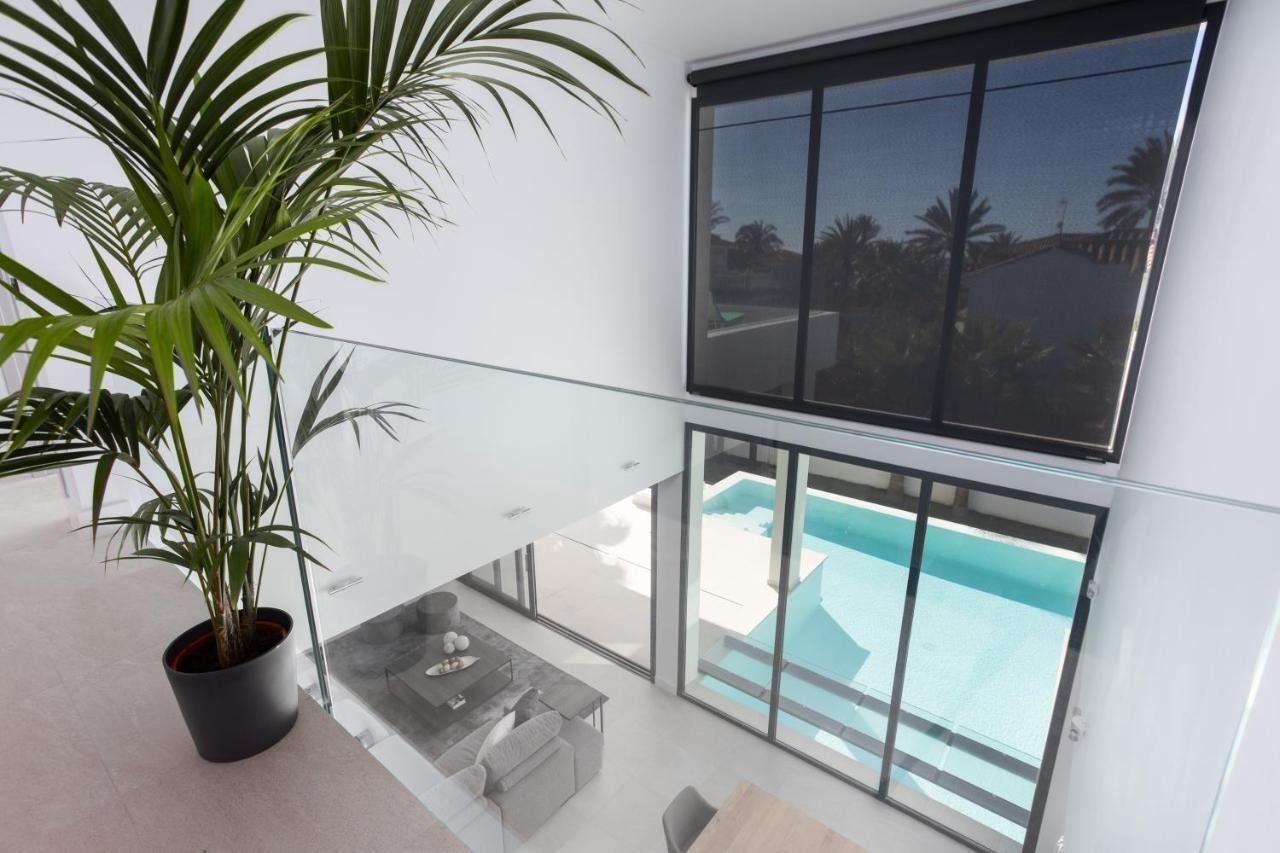 Calima - 5 Bedrooms With Private Pool - 100m From The Beach Villa Marbella